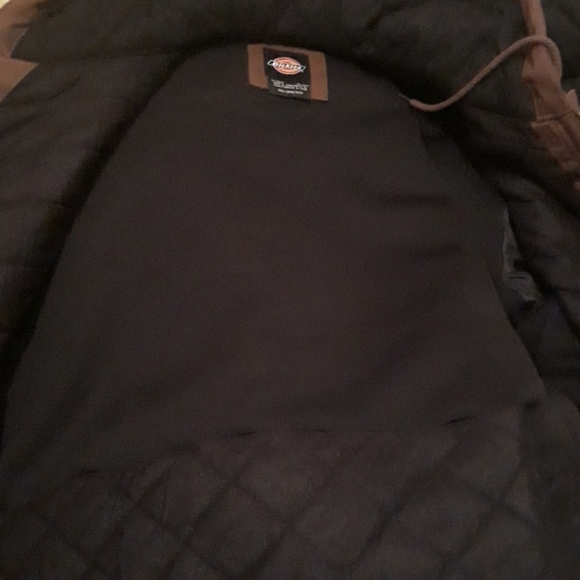 Hooded jacket - Picture 3 of 3